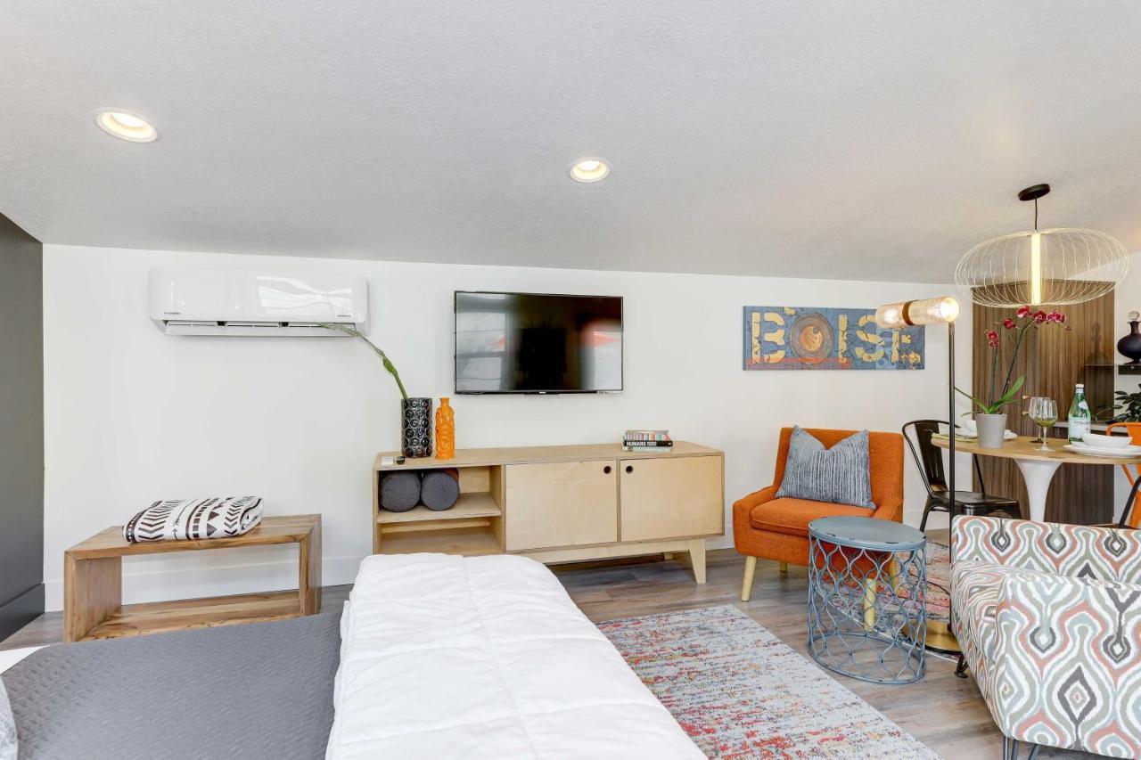 Stylish And Modern Boise Studio With Foothills Views! Exterior foto